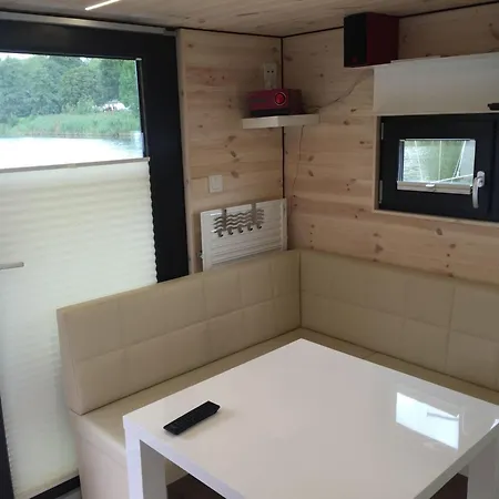 Appartement Hausboot Fuer Zwei Personen Mit Kamin Und Terrasse By Interhome Wilhelmshaven